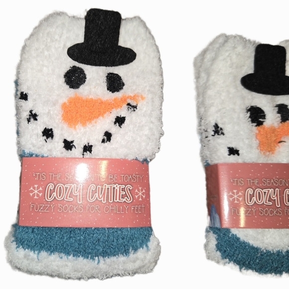2 Pairs Snowman Socks Fuzzy Soft. Matching Set. - Picture 2 of 2